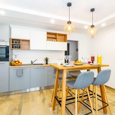 Lavanda Maslina - New Luxury * Πούλα