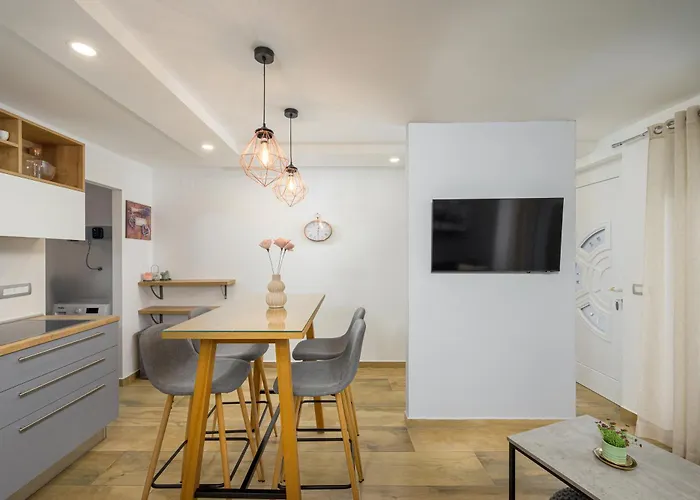 Lavanda Maslina - New Luxury Apartment Pula