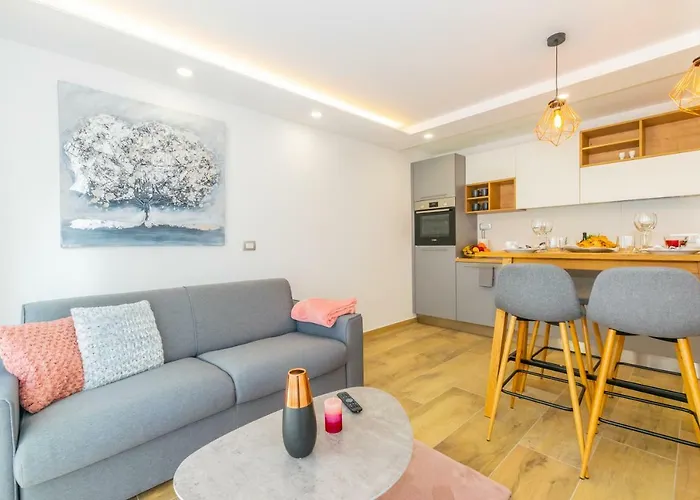 Lavanda Maslina - New Luxury Apartment Pula