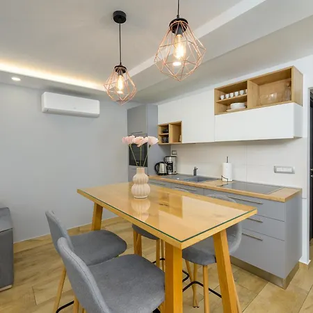 Lavanda Maslina - New Luxury *