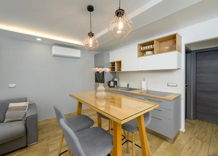 Lavanda Maslina - New Luxury *