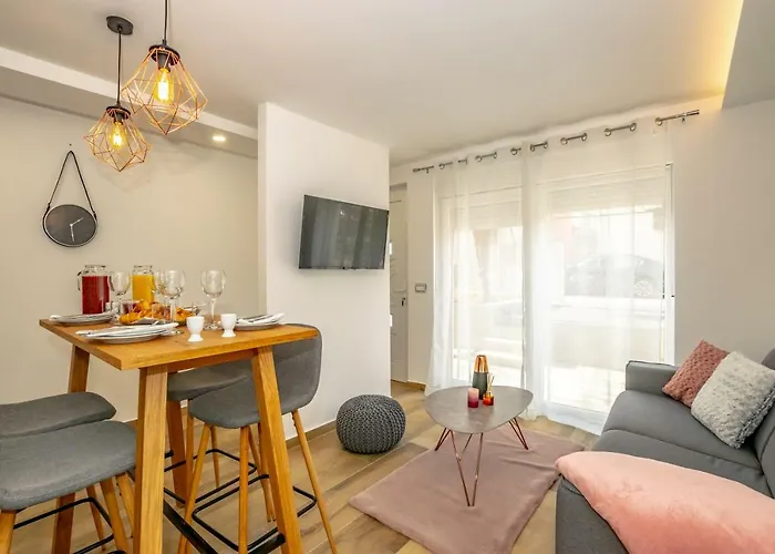 Διαμέρισμα Lavanda Maslina - New Luxury Πούλα