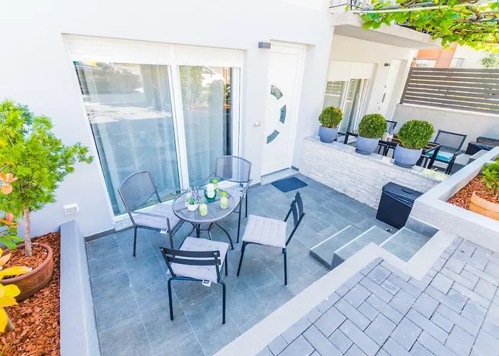 Διαμέρισμα Lavanda Maslina - New Luxury Πούλα